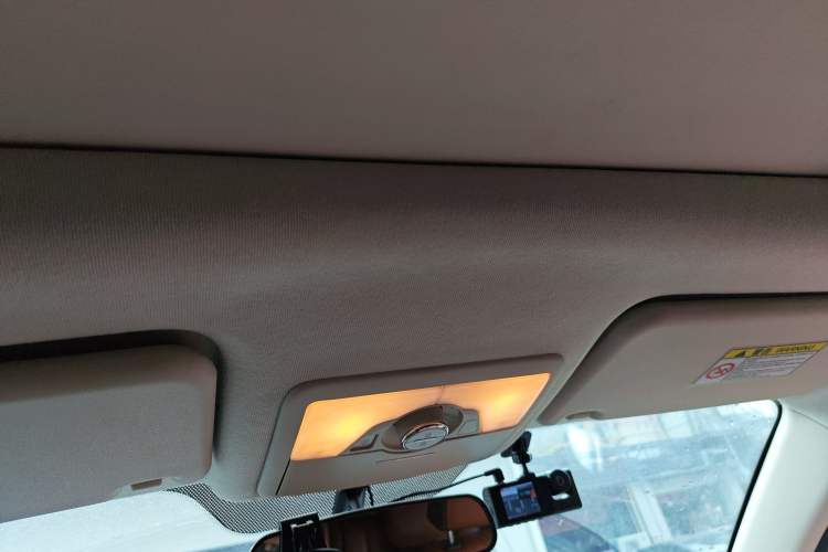 Used HYOSOW S3 2016 S3L 1.5L Manual Prestige Edition
