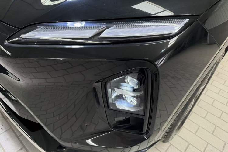 Used Nio EC6 2025 75 kWh Left Front Headlight