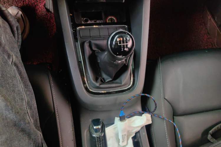 Used Volkswagen Sagitar 2015 1.6L Manual Comfort Model