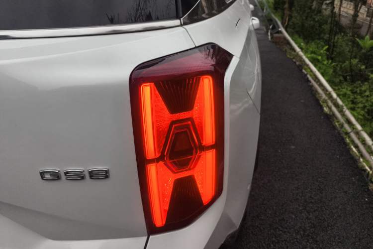 Used GAC Trumpchi GS8 2022 LINGHANG Series 2.0 TGDI Two-Wheel-Drive Luxury Edition (7 Seats)