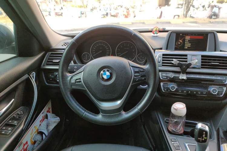 Used BMW 3 Series 2017 318Li Fashion Model