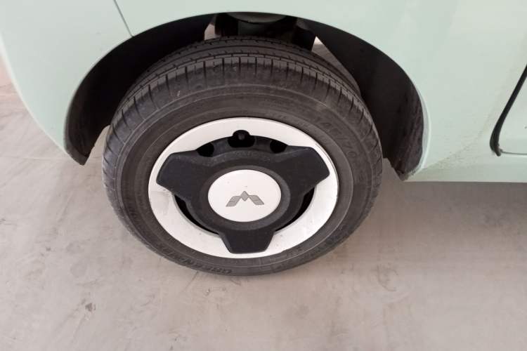 Used Wuling Hongguang MINIEV 2021 Macaron Fashion Model Lithium Iron Phosphate
