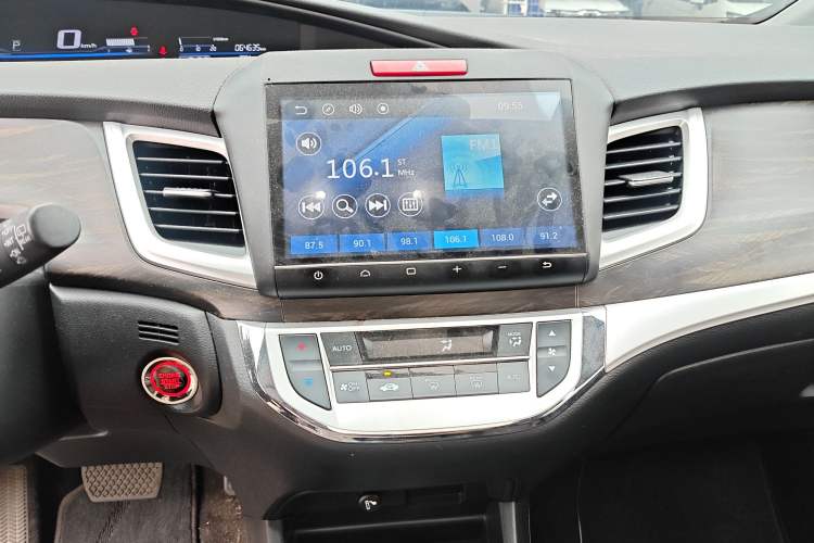 Used Honda Jade 2020 1.8L automatic Comfort version Audio And AC Panel