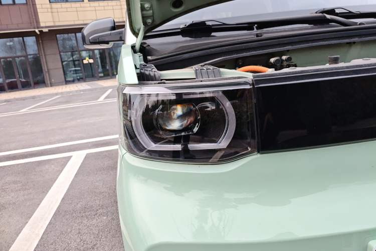 Used Wuling Hongguang MINIEV 2021 Macaron Fashion Model Lithium Iron Phosphate