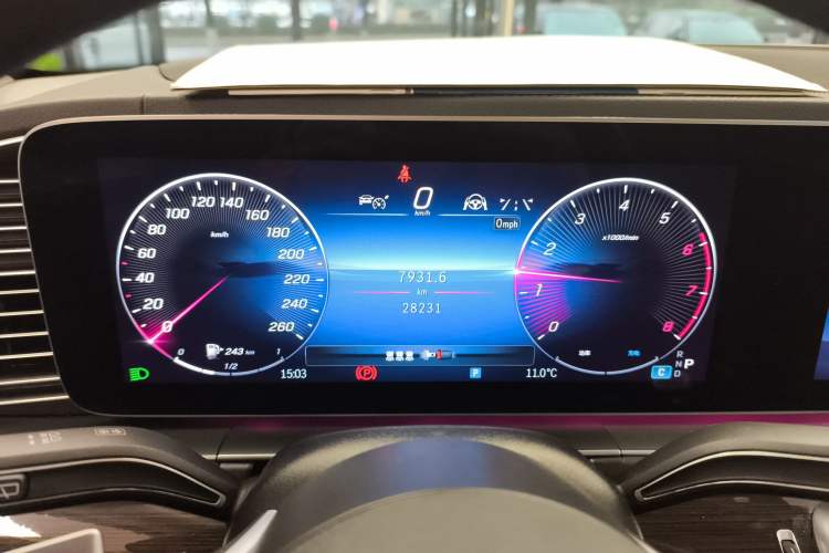 Used Mercedes-Benz GLE 2025 GLE 350 4MATIC Stylish Model Instrument Cluster