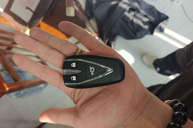 Used CHANGAN CS75 2022 Blue Whale Edition 1.5T DCT Luxury Model Vehicle Key