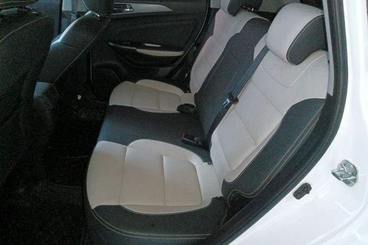 Used CHANGAN CS35 2017 1.6L Automatic Luxury Model