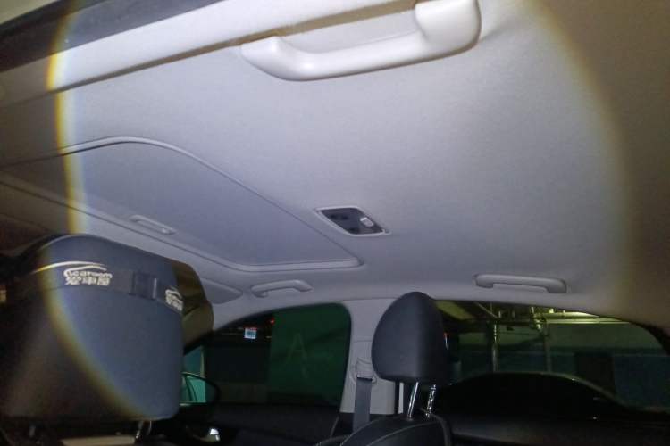 Used Kia K3 2020 1.5L CVT Smart Connect Edition Headliner