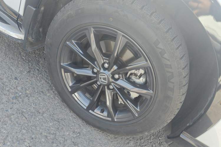 Used Honda CR-V 2023 2.0L eHEV Two-Wheel Drive Smart Edition Right Front Wheel Hub