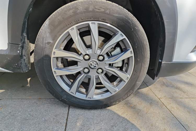 Used Toyota YARiS L Zhi Xuan 2022 1.5L CVT Leading PLUS Edition