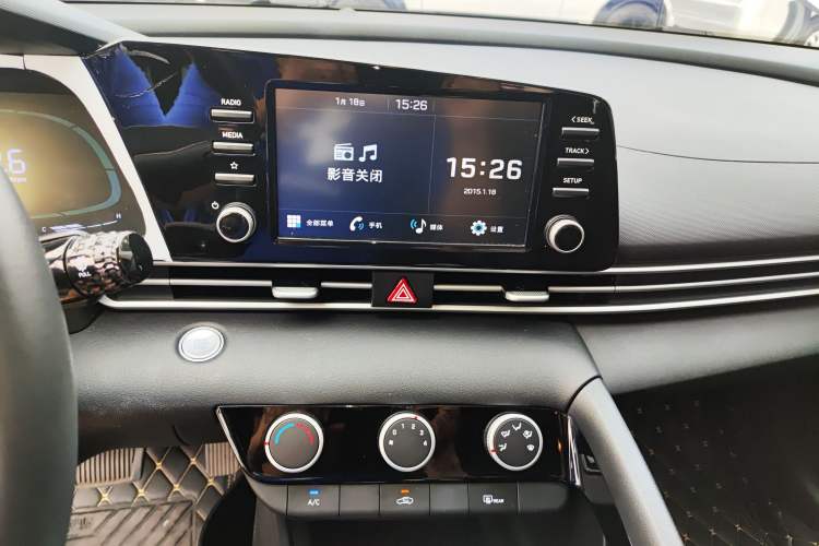 Used Hyundai Elantra 2023 1.5L CVT GLX Elite Edition Audio And AC Panel