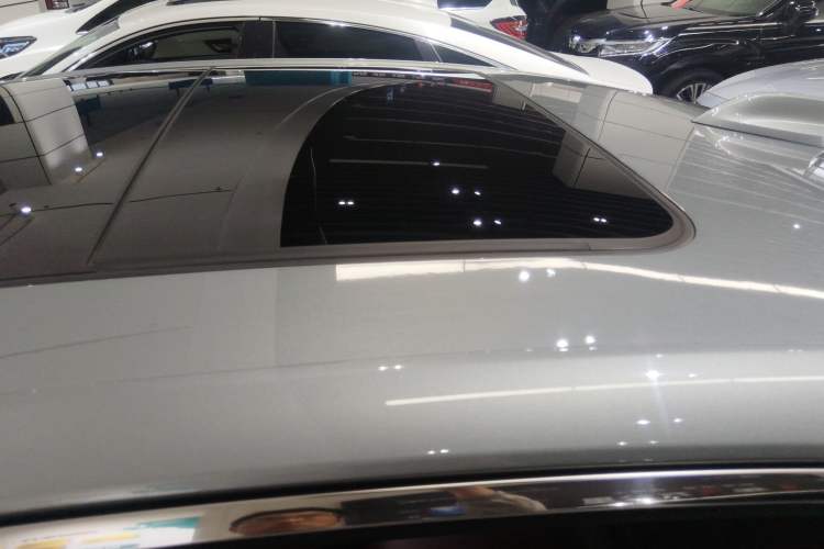 Used Buick LaCrosse 2023 28T Prestige Edition Roof