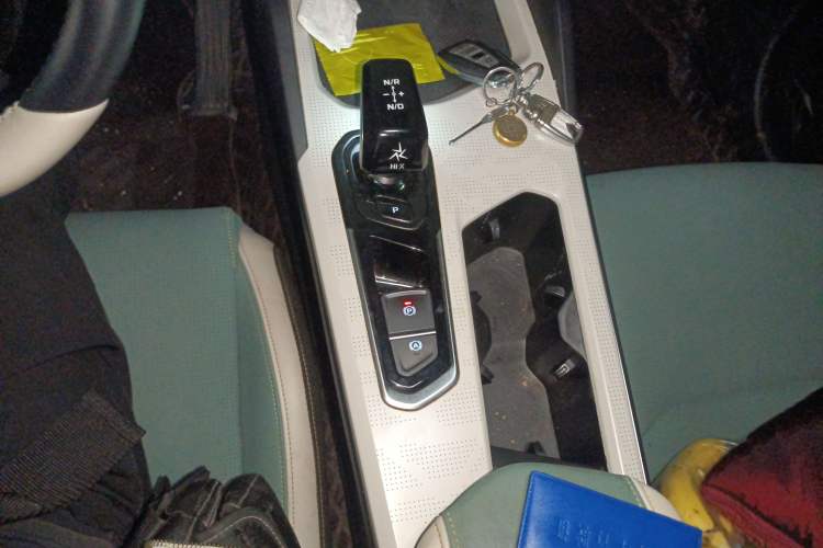 Used Geely Auto Emgrand L HiP 2022 1.5TD-DHT Pro 100KM Super Rui
