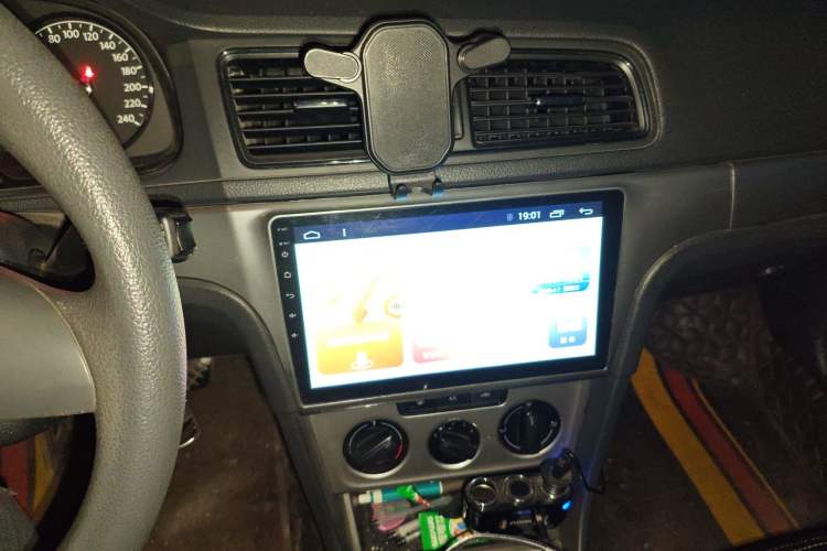 Used Volkswagen Lavida 2013 Revised Classic 1.6L Manual Fashion Edition
