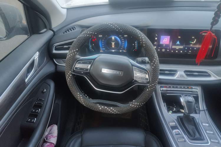 Used Dongfeng Fengon 580 2022 1.5T Automatic Luxury Version