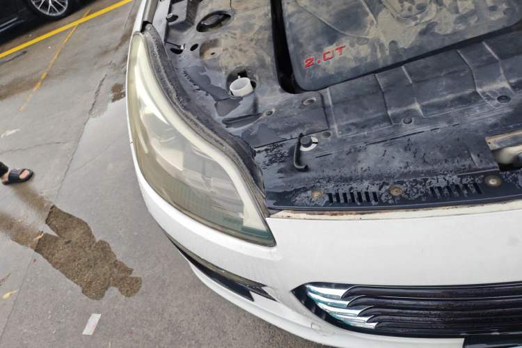 Used Zotye SR9 2017 2.0T Automatic Ultimate Light Edition