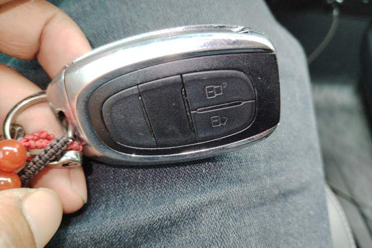 Used SAIC MAXUS G20 2021 PLUS 2.0T Gasoline Automatic Luxury Edition