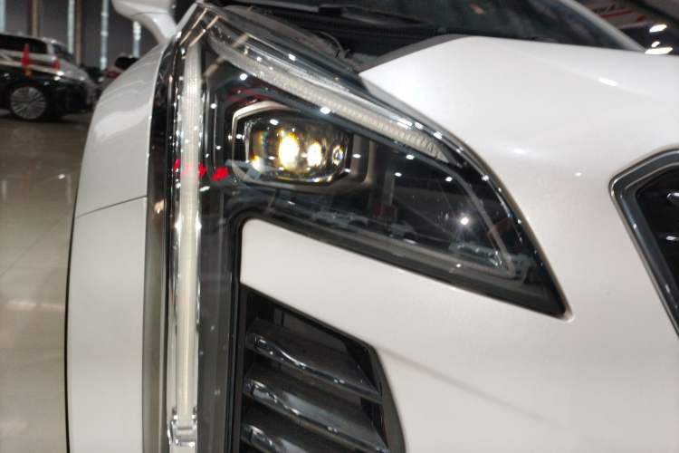 Used Cadillac XT4 2018 28T Two-Wheel Drive Leading Version