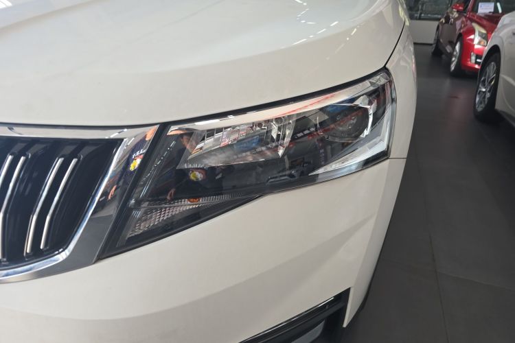 Used Skoda Kamiq 2020 1.5L Automatic Comfort Edition Left Front Headlight