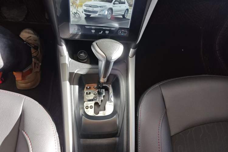 Used Citroen C3-XR 2017 1.6L Automatic Pioneer Model Gear Lever