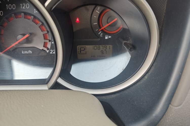 Used Nissan Sylphy 2012 Classic 1.6XE Automatic Comfort Edition Odometer Close Up