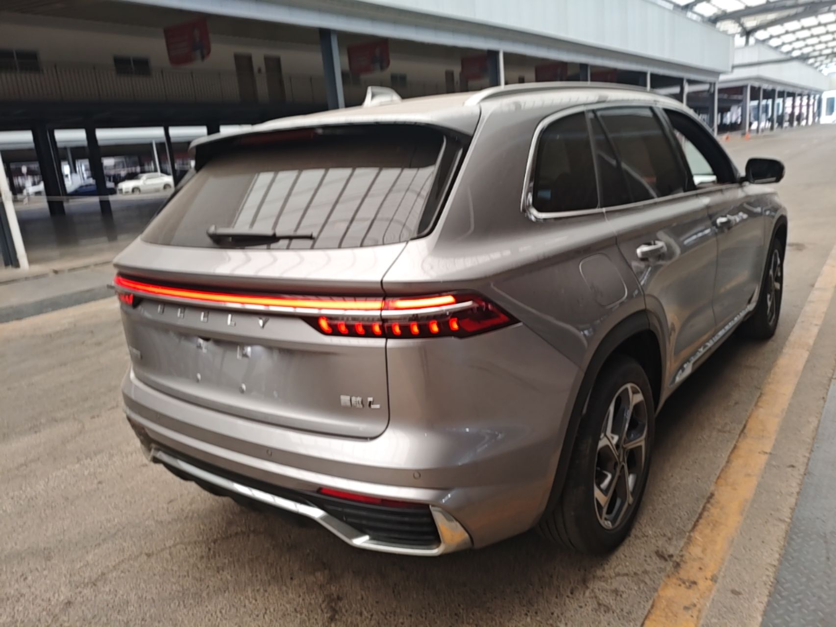 Geely Auto Monjaro L 2024 2.0TD High-Power Automatic Two-Wheel Drive Yunqi Version — снимка 6
