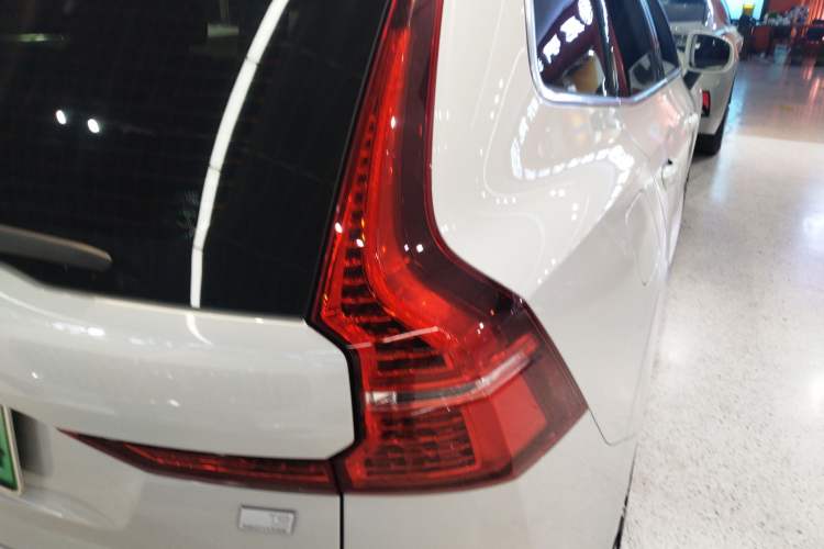 Used Volvo XC60 New Energy 2023 T8 Plug-in Hybrid Long-Range All-Wheel Drive Smart Luxury Edition