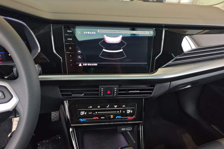 Used Volkswagen Passat New Energy 2025 430 PHEV Hybrid Business Edition Audio And AC Panel