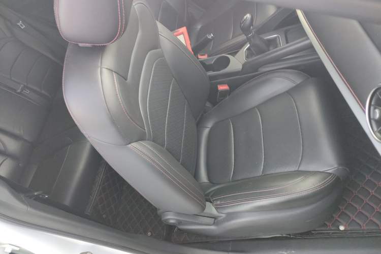 Used Dongfeng Fengon 500 2022 1.5T Manual Enjoyment Model