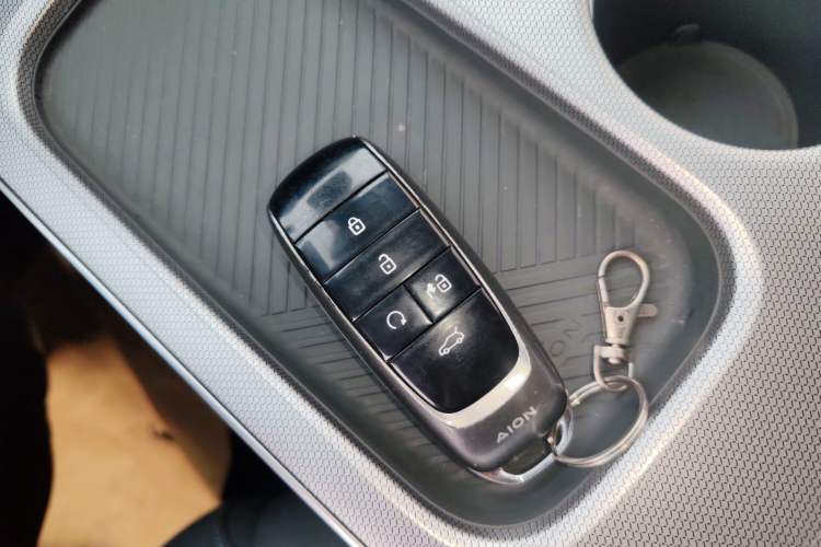 Used AION Y 2023 Younger