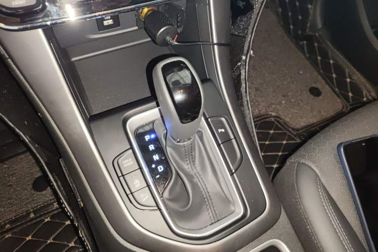 Used Hyundai ix35 2020 2.0L Automatic 2WD Zhiyong·Changxiang Edition Gear Lever