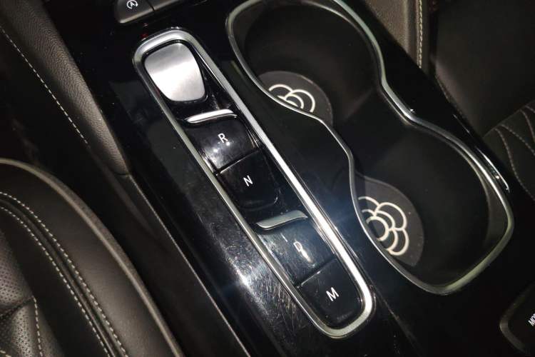 Used Buick Envision 2020 Encore S 652T All-Wheel-Drive Avenir Gear Lever