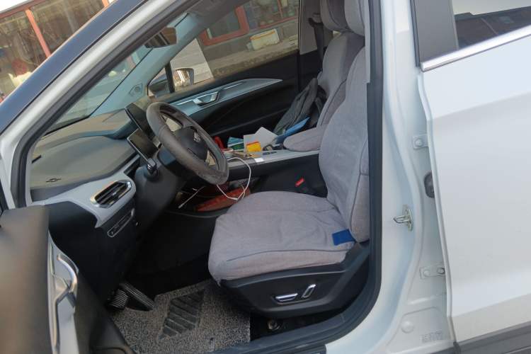 Used Geometry C 2021 C550 Cube Edition Left Front Seat