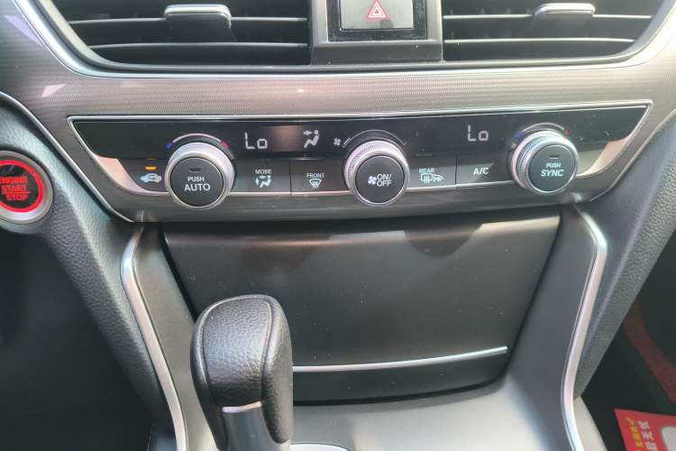 Used Honda Accord 2022 260TURBO Luxury Edition Audio And AC Panel