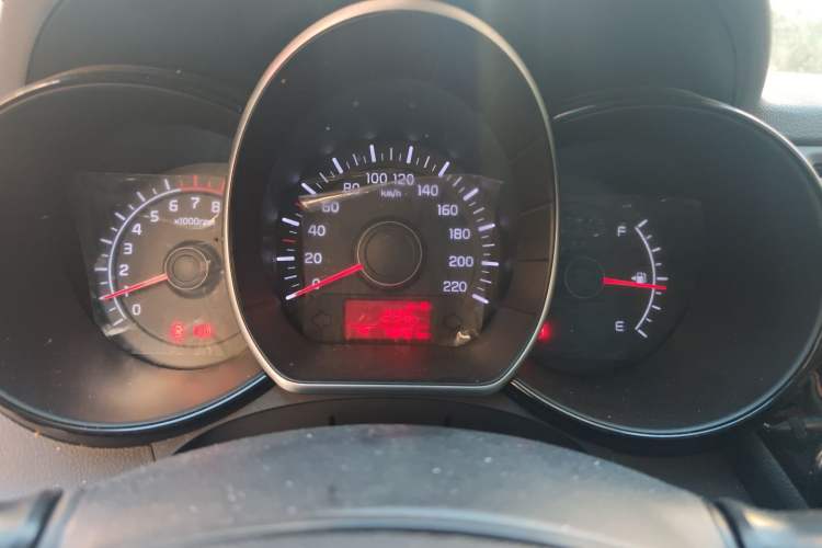 Used Kia K2 2015 Sedan 1.4L MT GLS Instrument Cluster
