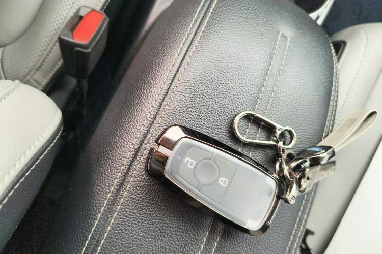 Used Ford Escape 2020 EcoBoost 245 Two-Wheel-Drive Titanium Edition