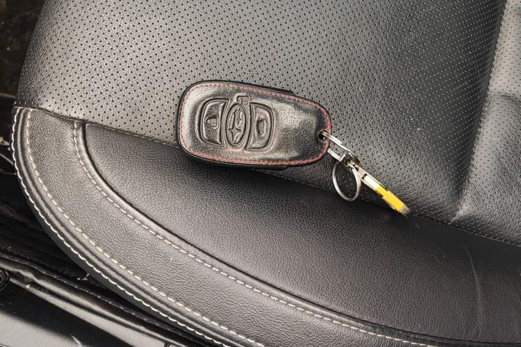 Used Subaru Forester 2018 2.0i Fashion Navigation Edition Vehicle Key