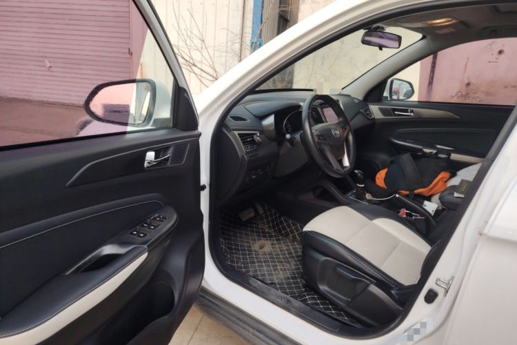 Used Changan CS35 2017 1.6L Automatic Luxury Model