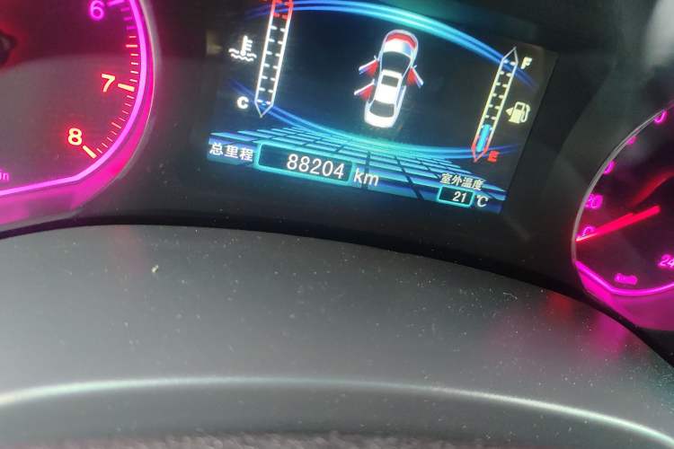 Used BYD Surui 2014 1.5TI Manual Luxury Model
