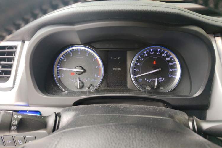 Used Toyota Highlander 2018 2.0T Four-Wheel Drive Prestige Version 7 Seats China VI Standard Instrument Cluster