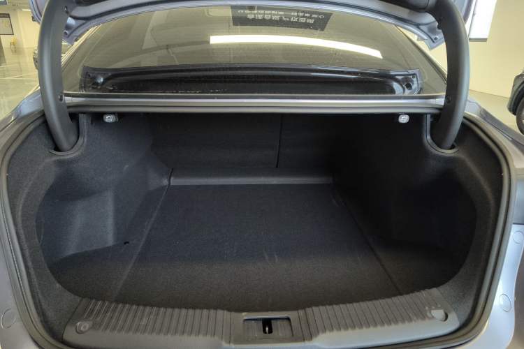 Used Hongqi H5 PHEV 2025 170 Super Hybrid Version
