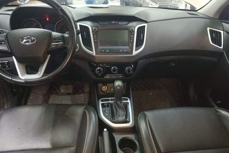 Used Hyundai ix25 2017 1.6L Automatic Smart Version
