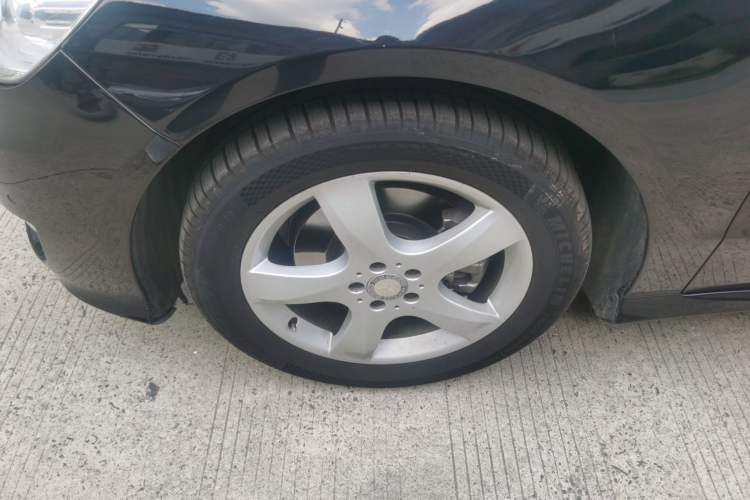 Used Mercedes-Benz R-Class 2014 R 400 4MATIC Business Model