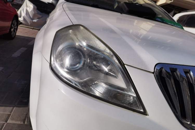 Used Buick Excelle 2015 1.5L Automatic Classic Model
