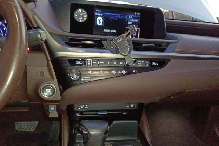 Used Lexus ES 2020 200 Excellence Edition