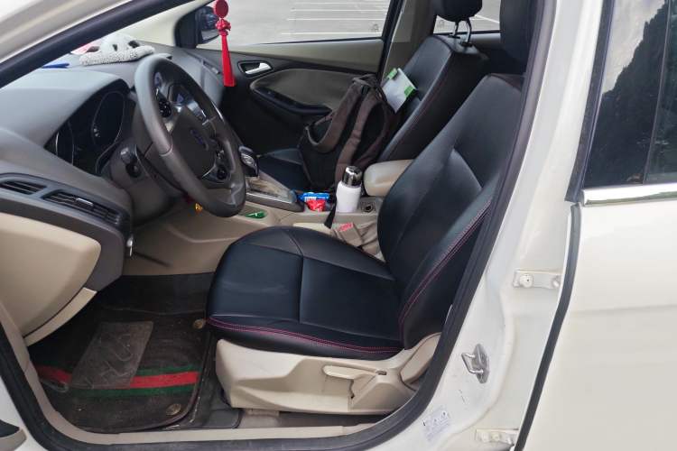 Used Ford Focus 2012 Sedan 1.6L Automatic Comfort Model Left Front Seat