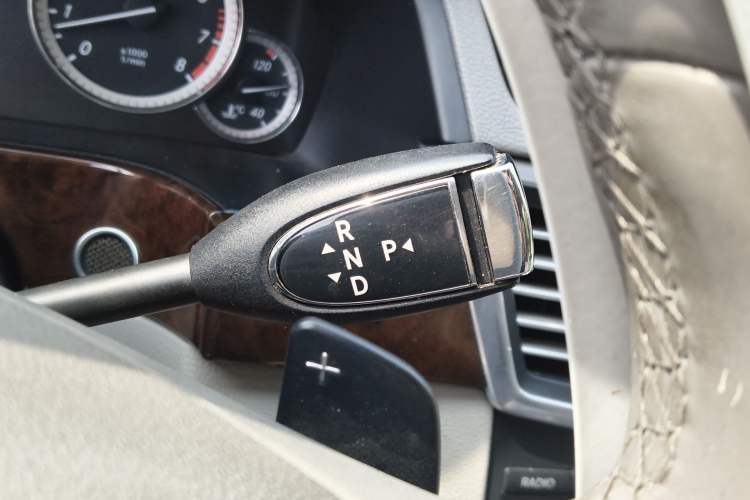 Used Mercedes-Benz E-Class 2013 E 260 L CGI Elegant Model
