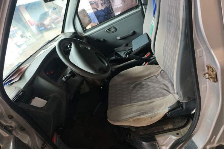 Used Dongfeng Xiaokang K17 2009 1.0L Base Version AF10-06 Left Front Seat