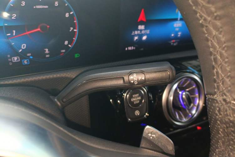 Used Mercedes-Benz A-Class 2021 A 200 L Sport Sedan Fashion Model
