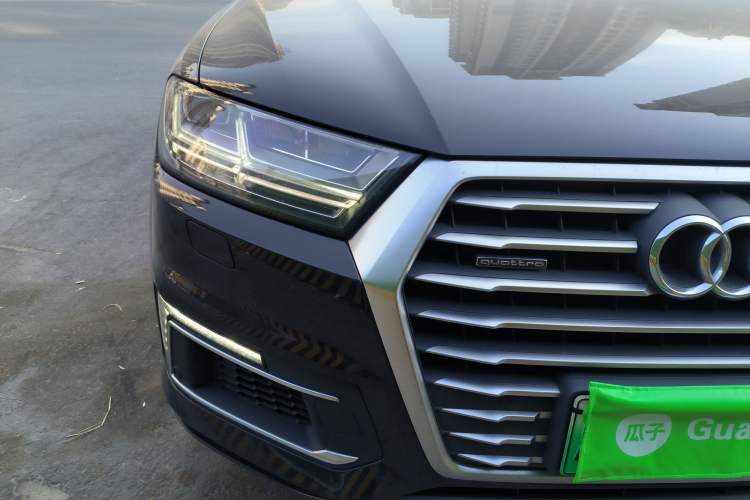 Used Audi Q7 New Energy 2019 55 e-tron Right Front Headlight